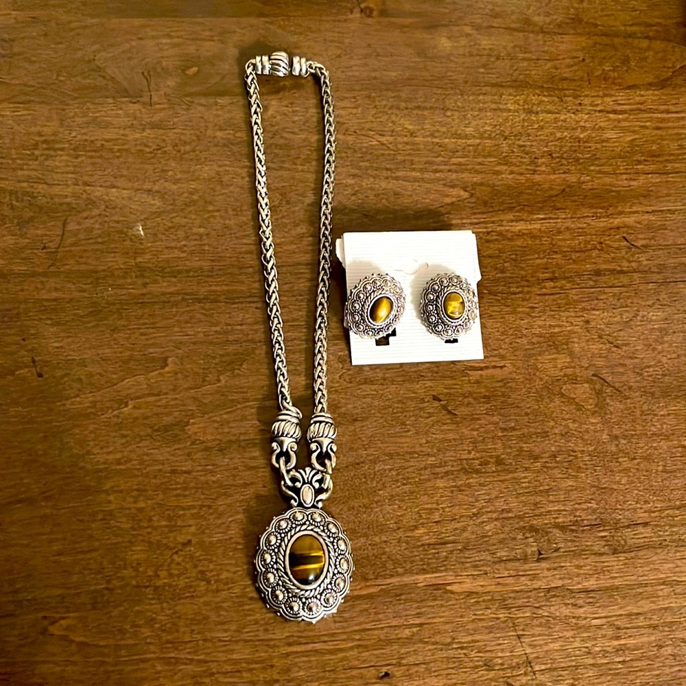 TIGERS EYE CRYSTAL NECKLACE AND EARRINGS